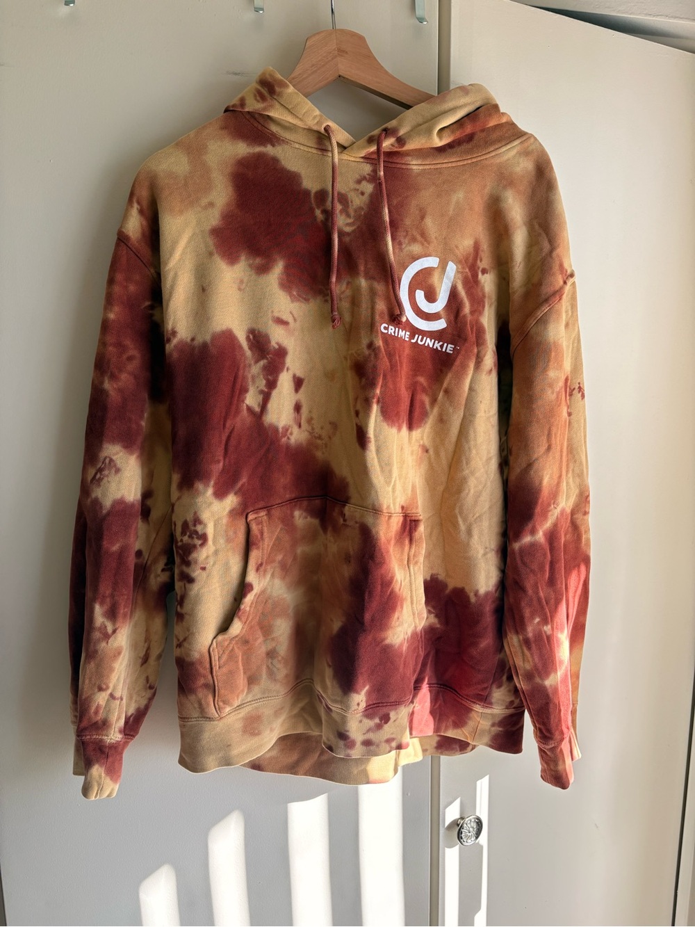 Tie-Dye Hooded Sweater in Rust & Tan crime junkie